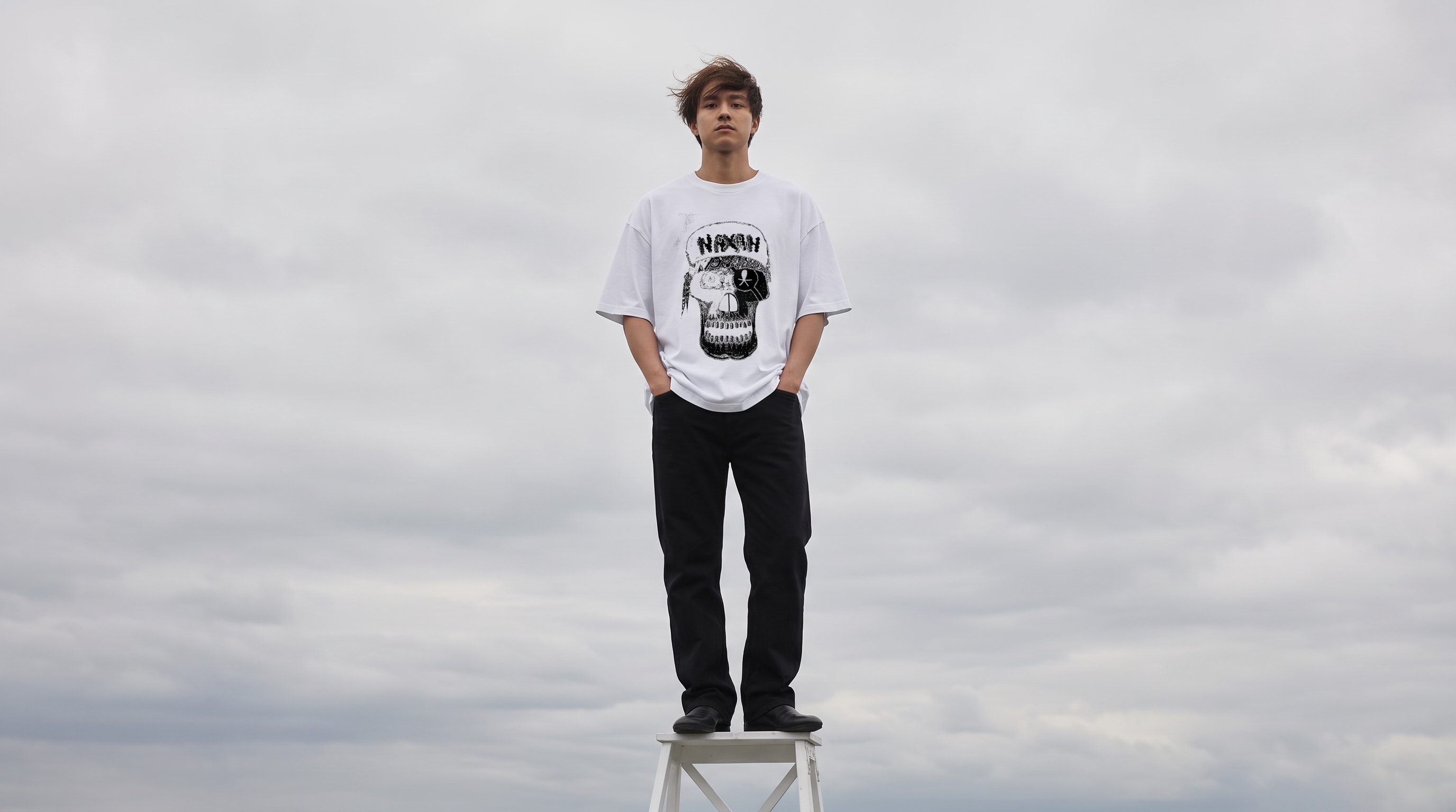 Mosh Madness — garment putih